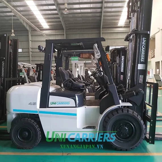 Cho thuê xe nâng dầu - Diesel