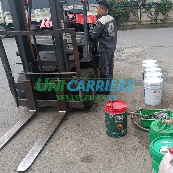 Nhà Cung Cấp Dịch Vụ Sửa Xe Nâng Hòa Bình Uy Tín Và Chất Lượng - Thợ Chính Hãng Nhật Bản