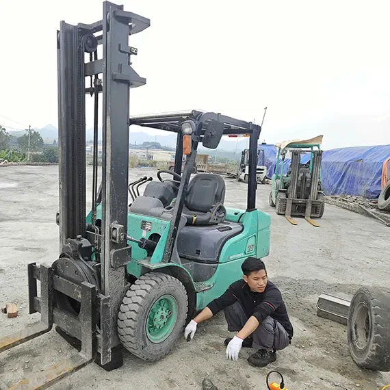Dịch Vụ Sửa Chữa Xe Nâng Tại Hà Nội Chuyên Nghiệp, Uy Tín, Phục Vụ 24/7